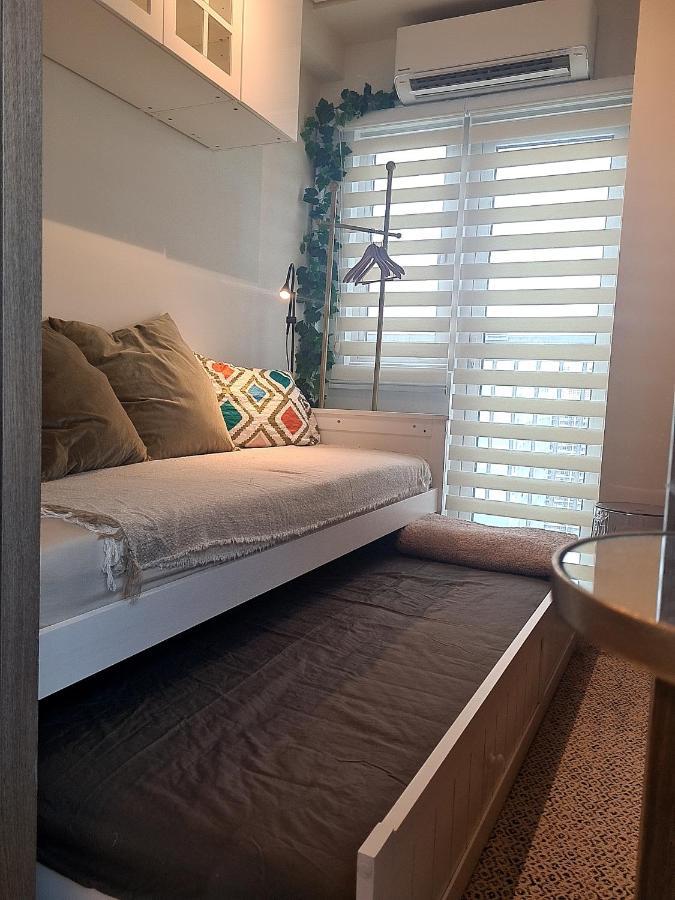 Cozy Penthouse 2Br Suite W Balcony - Amazing Manila Bay View And City Skyline Near Moa Pasay Exterior foto
